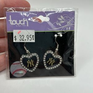 New York Yankees Rhinestone Dangle Earrings NWT